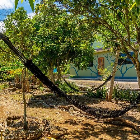 Cucuve Eco Hostal Puerto Baquerizo Moreno Dış mekan fotoğraf