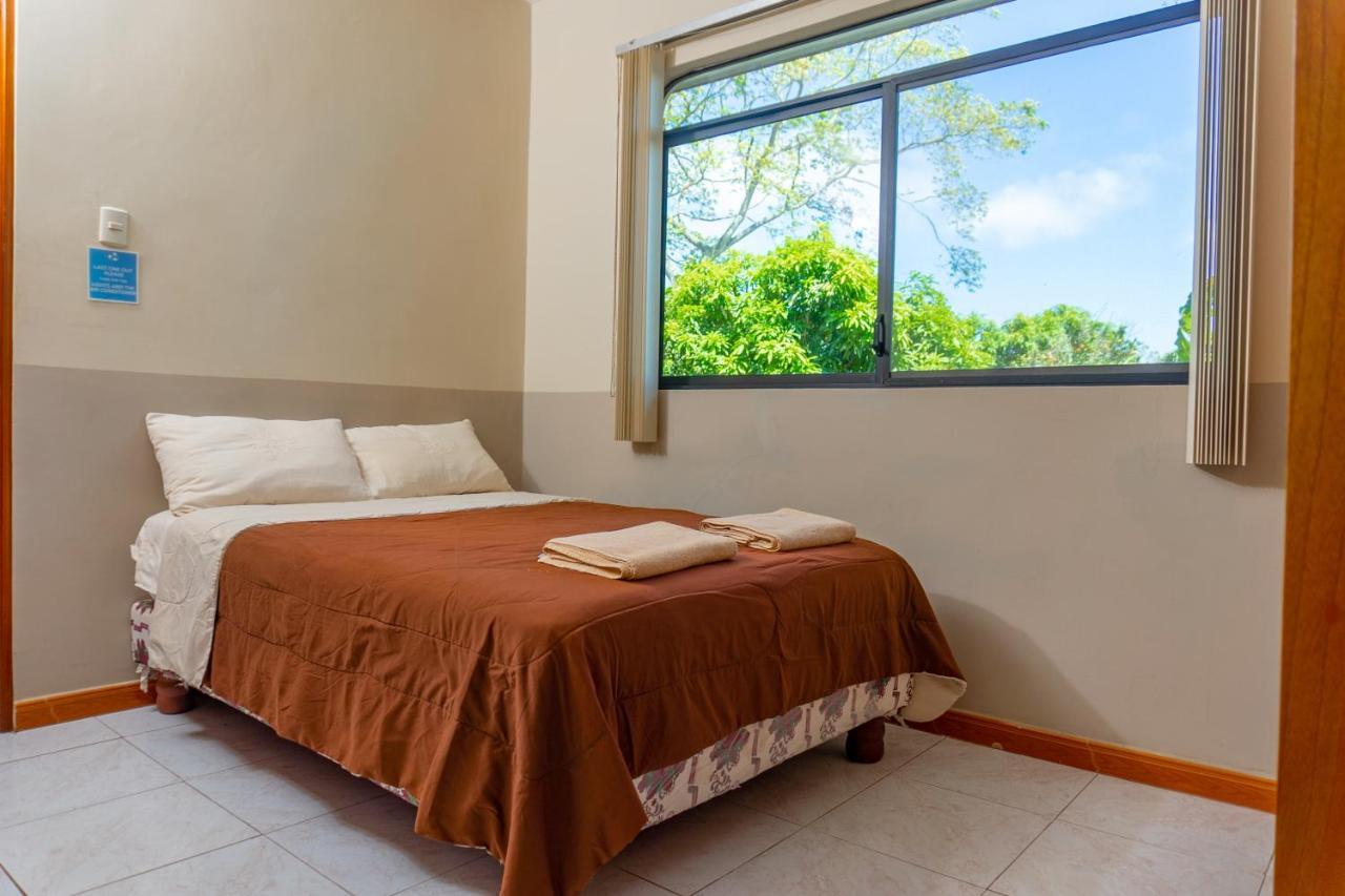 Cucuve Eco Hostal Puerto Baquerizo Moreno Dış mekan fotoğraf
