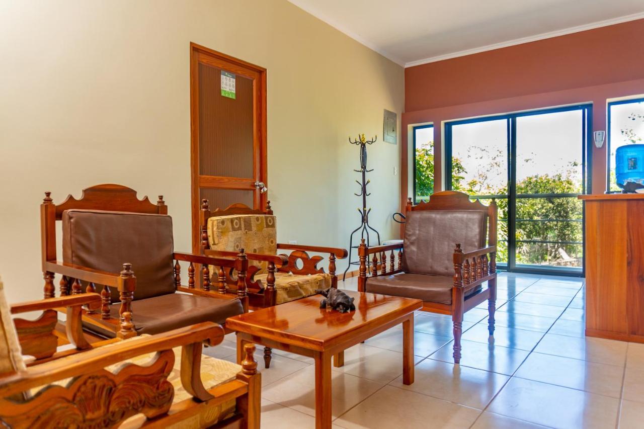 Cucuve Eco Hostal Puerto Baquerizo Moreno Dış mekan fotoğraf