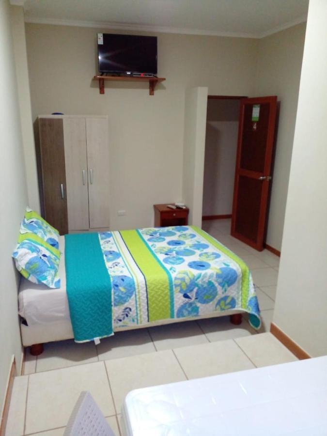 Cucuve Eco Hostal Puerto Baquerizo Moreno Dış mekan fotoğraf